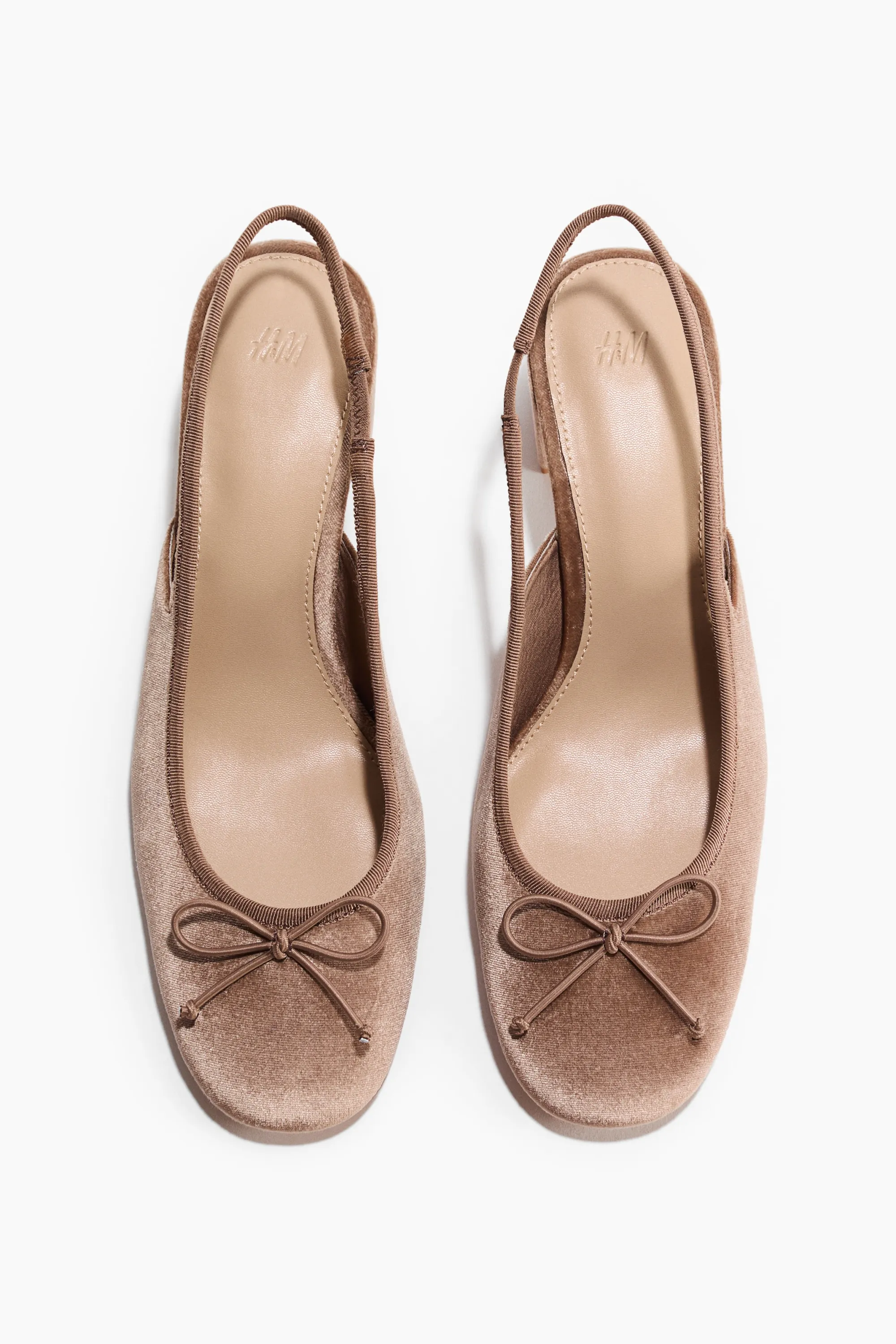 Escarpins à bride arrière avec talon bloc - Beige ancien