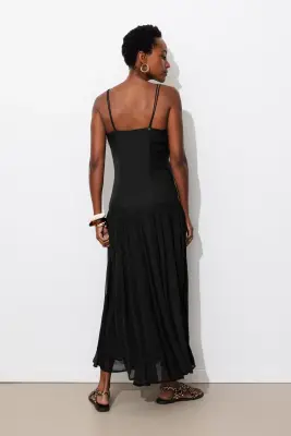 Robe longue à fines bretelles — photo 4