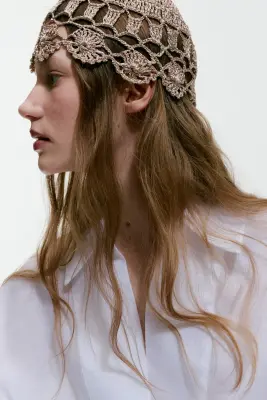 Chapeau façon crochet - Taupe/doré — photo 2
