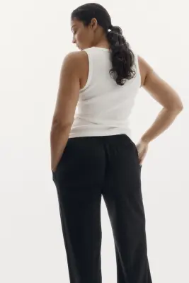 Pantalon jogger à jambes larges avec plis - Noir — photo 3