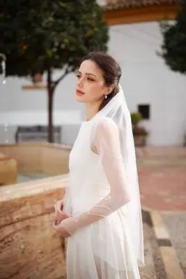 Alice Veil — photo 2