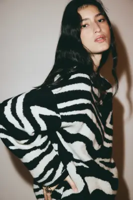 Pull en maille jacquard - Noir/motif zébré — photo 1