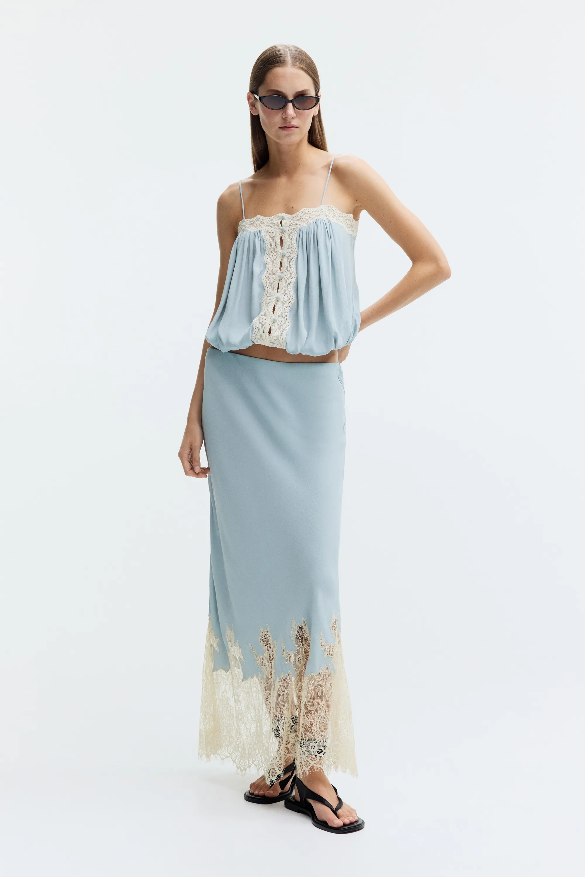 Top avec bretelles à nouer et dentelle - Bleu clair/crème