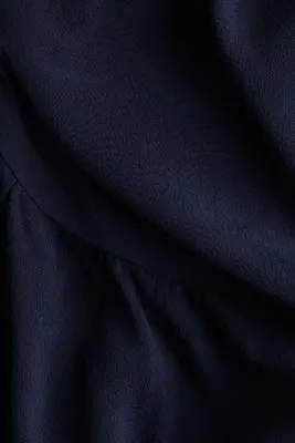 Robe volantée en crêpe - Bleu marine — photo 4