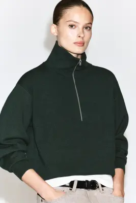 PULL EN MAILLE À COL CHEMINÉE DEMI-ZIPPÉ - VERT FONCÉ — photo 4