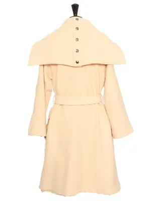 Manteau long ceinturé en laine vierge rose pale Prix boutique 2900€ Taille M — photo 3