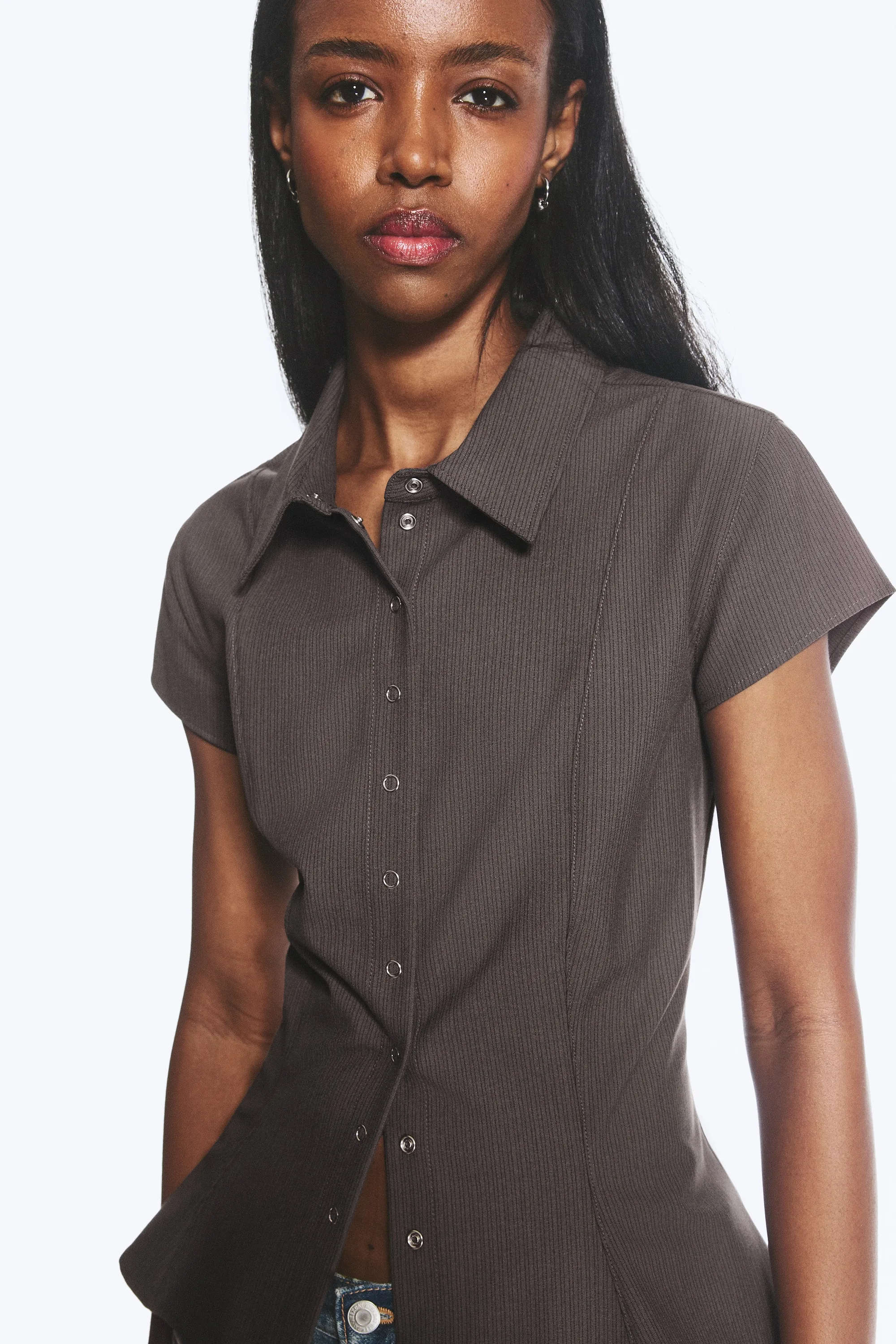 Chemise Slim Fit en crêpe - Taupe foncé