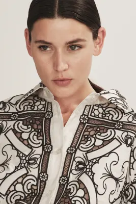 Veste avec broderie anglaise - Beige clair/marron foncé — photo 3