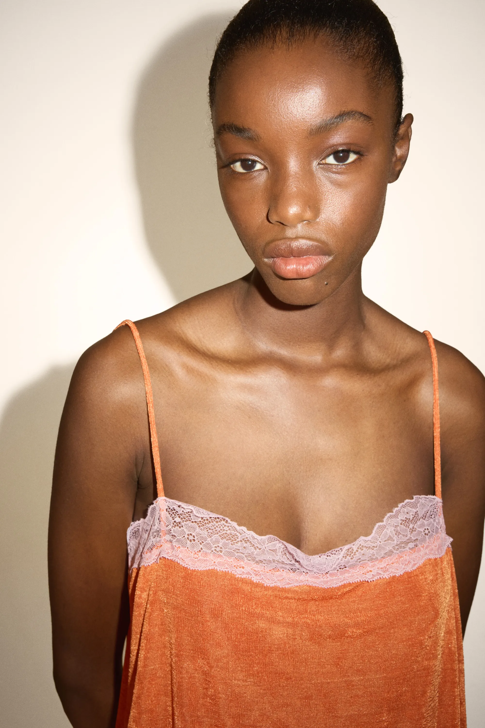 Combi-short en jersey avec dentelle - Orange foncé/rose clair