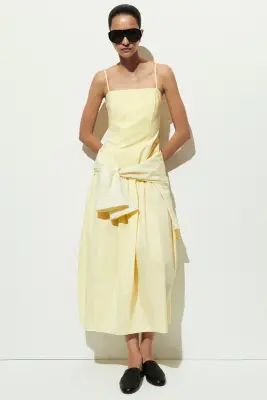 ROBE MIDI SCULPTÉE À TAILLE BASSE - JAUNE — photo 4