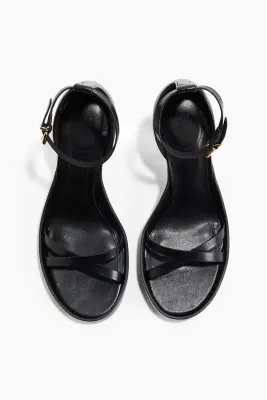 Sandales à talon - Noir — photo 1