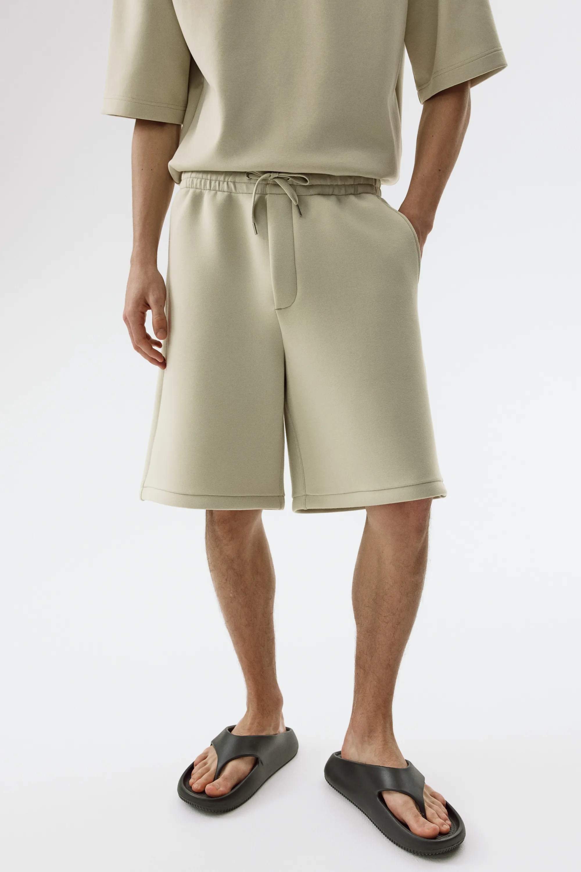 Short Relaxed Fit en scuba - Vert ancien clair
