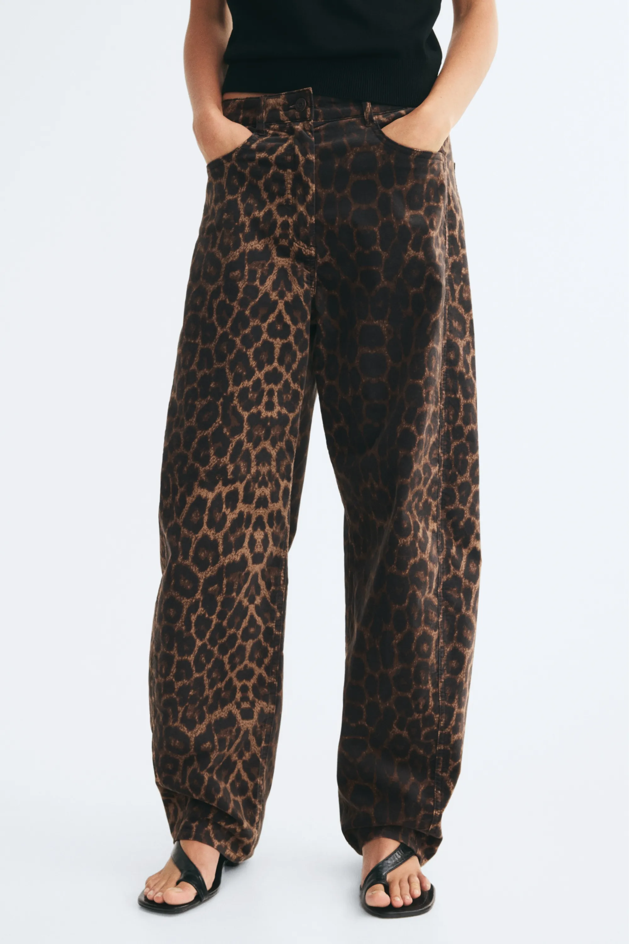 Pantalon barrel en velours - Marron foncé/imprimé léopard