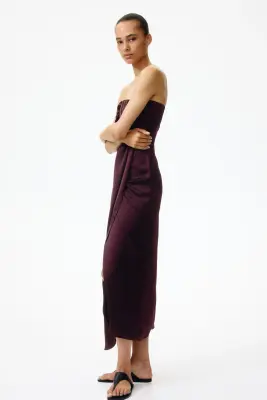 Robe bandeau en satin - Bordeaux — photo 3