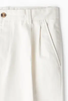Chino Regular Fit avec plis - Blanc — photo 1