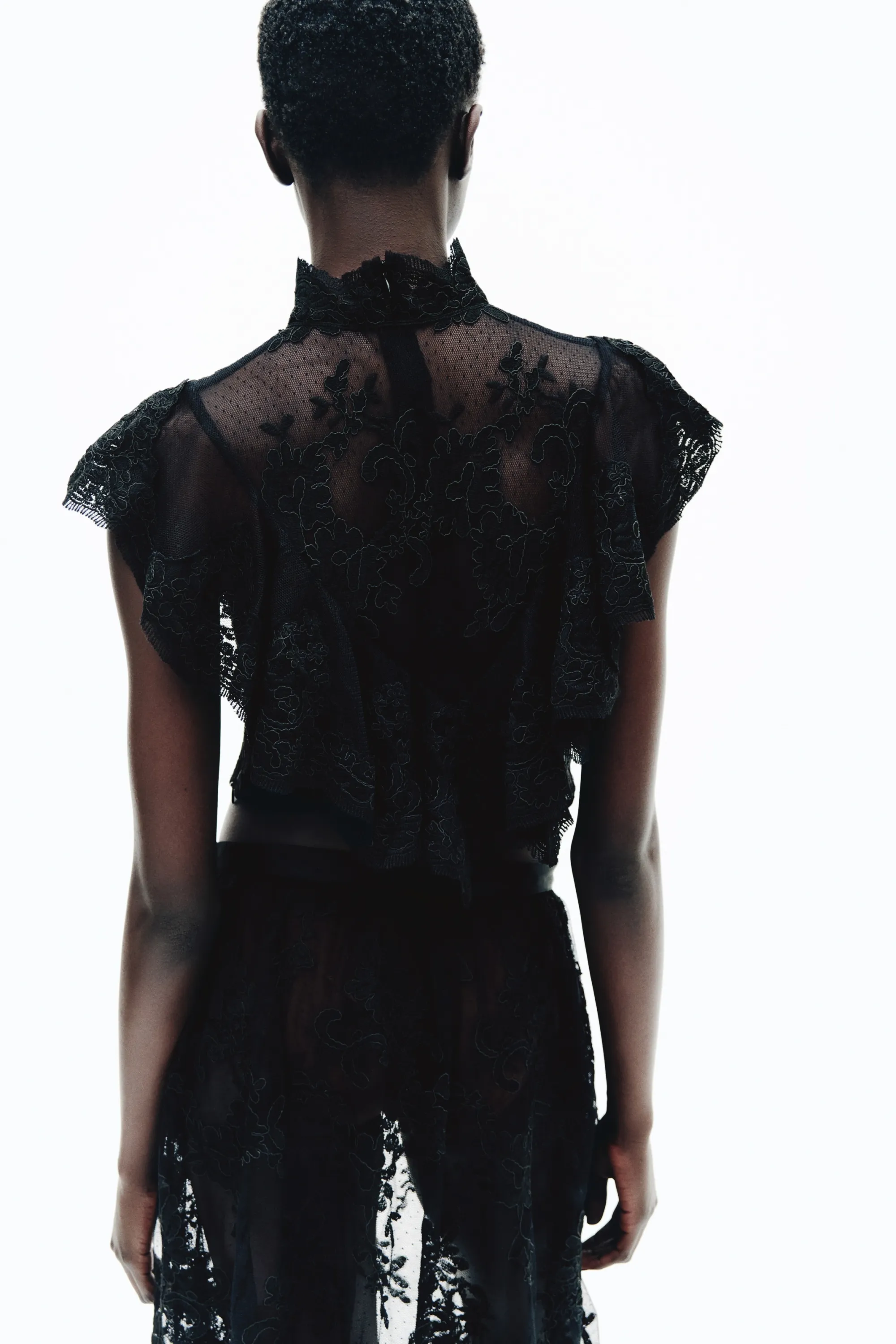 Top volanté en dentelle - Noir