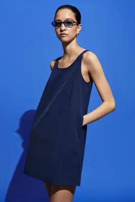ROBE COURTE EN NYLON À PANNEAUX DE JERSEY - BLEU — photo 5