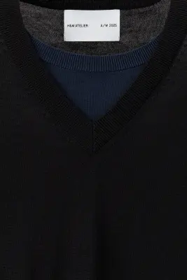 Pull Regular Fit en maille de laine fine - Noir — photo 5