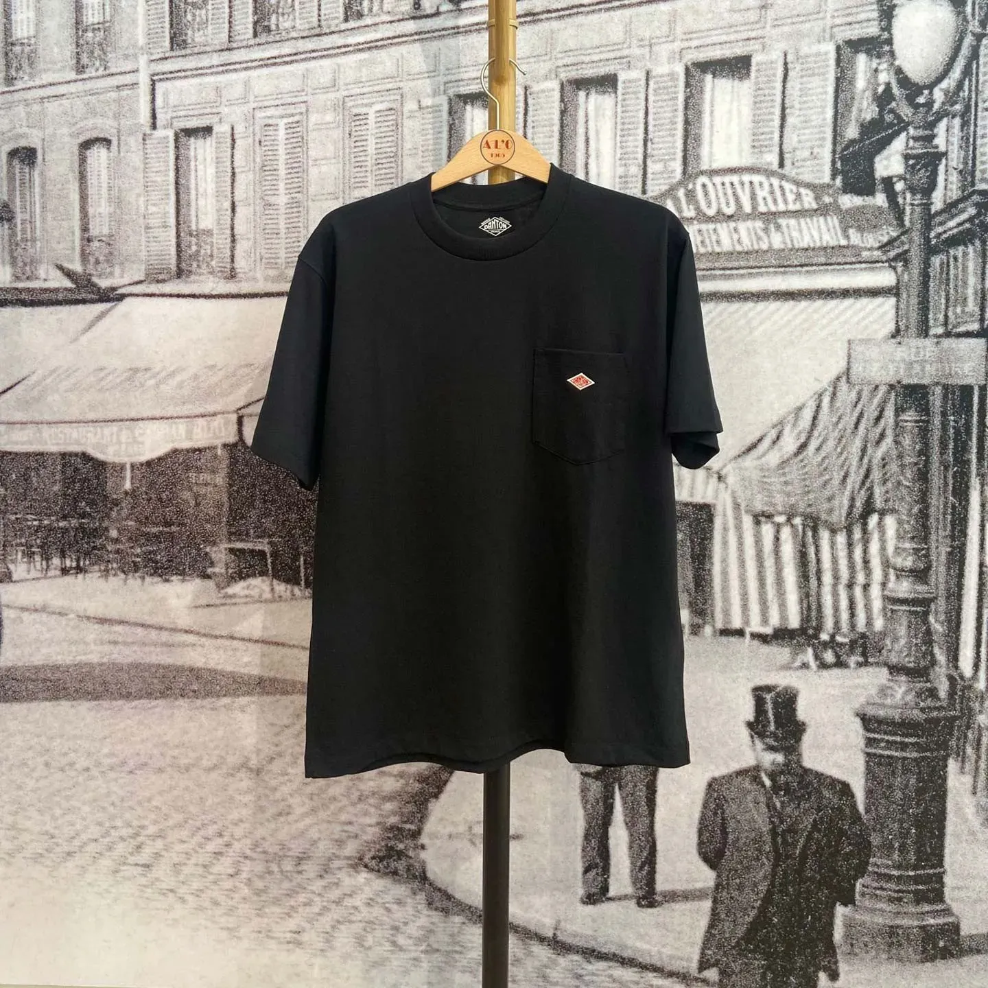 Le Tshirt Danton à poche poitrine - Noir