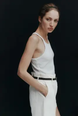 Short en twill avec ceinture - Blanc — photo 3