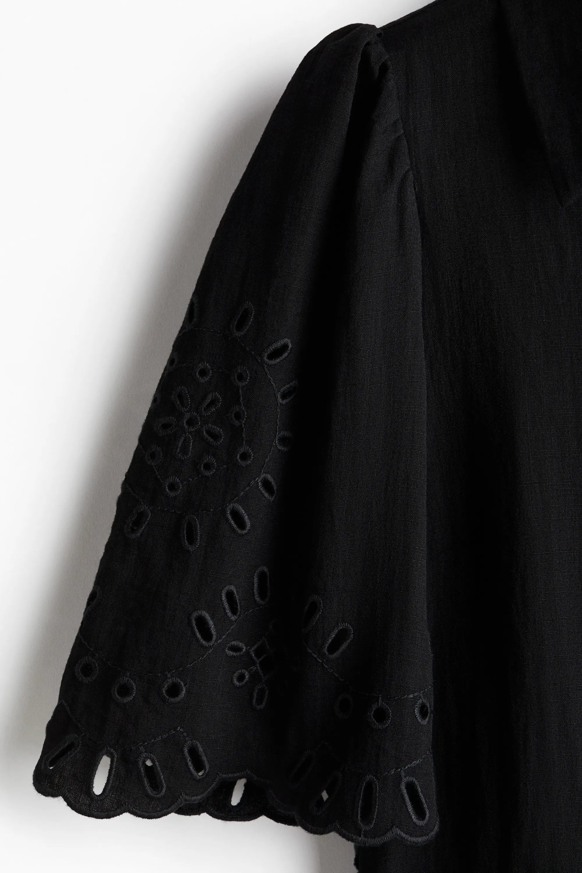 Robe avec broderie anglaise - Noir