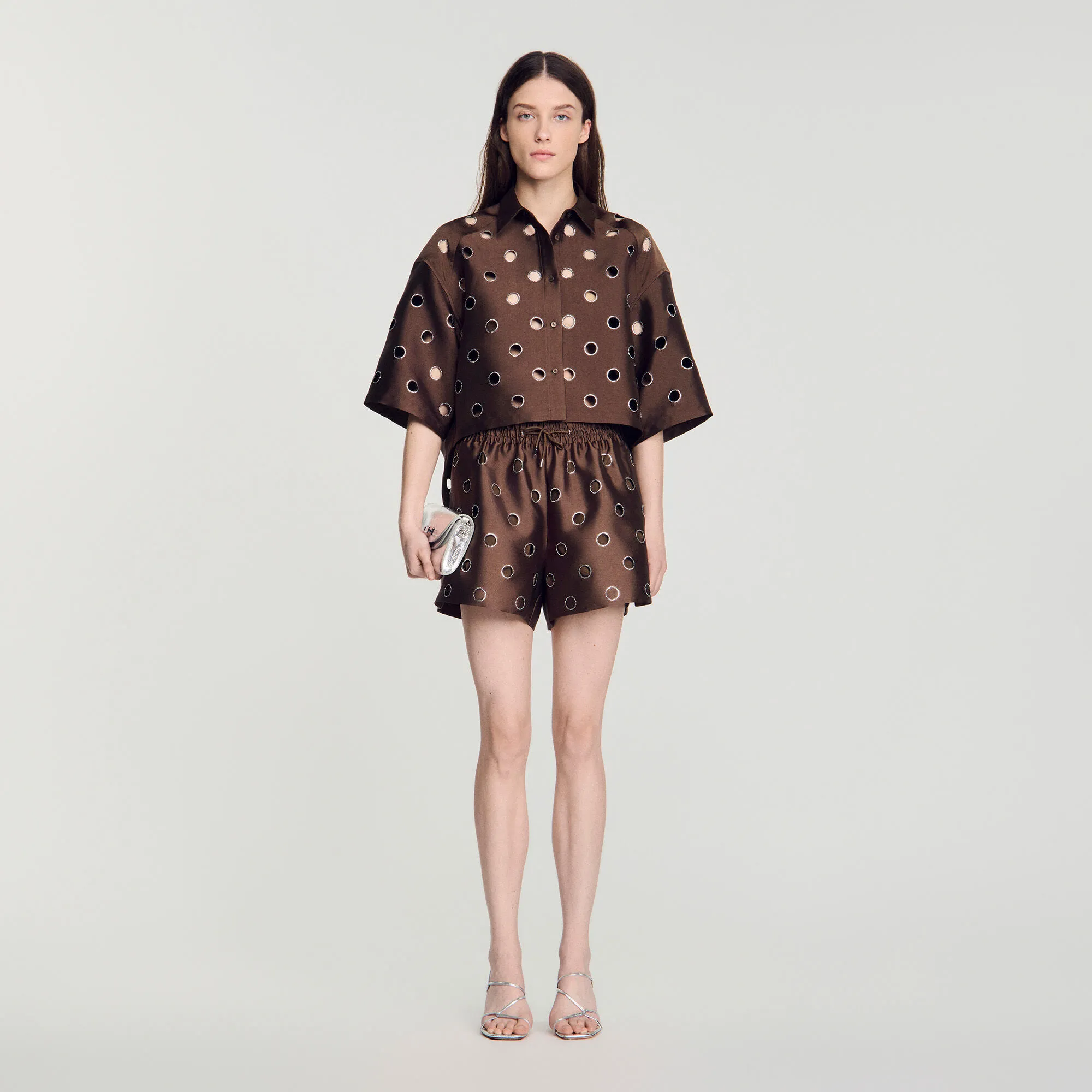 Chemise à trous à strass