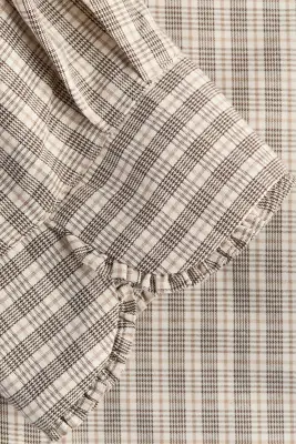 Chemise à col droit avec bords ruchés - Taupe clair/carreaux — photo 4