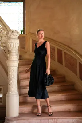 Emmelyn Velvet Dress - Black — photo 3