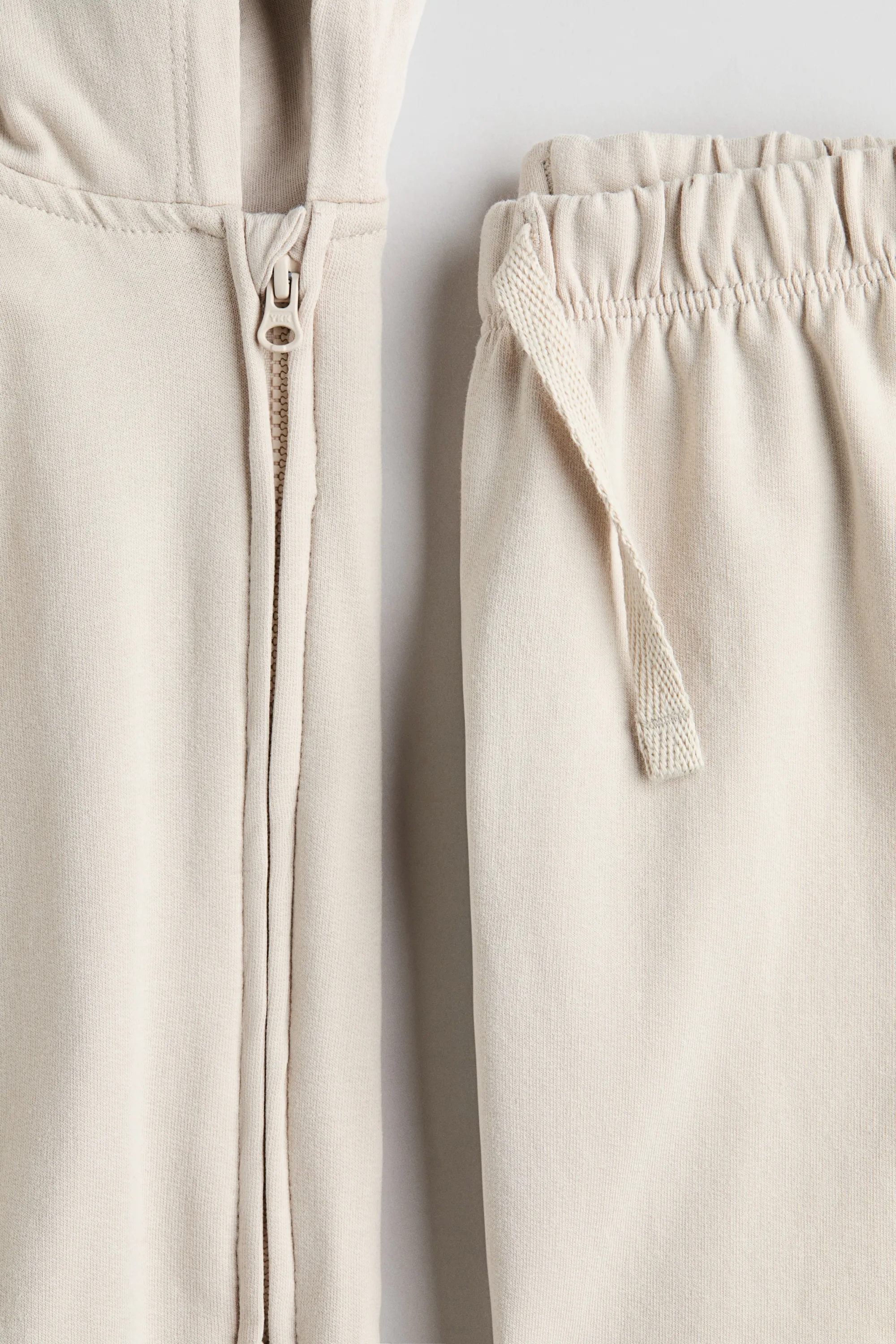 Ensemble 2 pièces avec hoodie et pantalon jogger - Beige clair