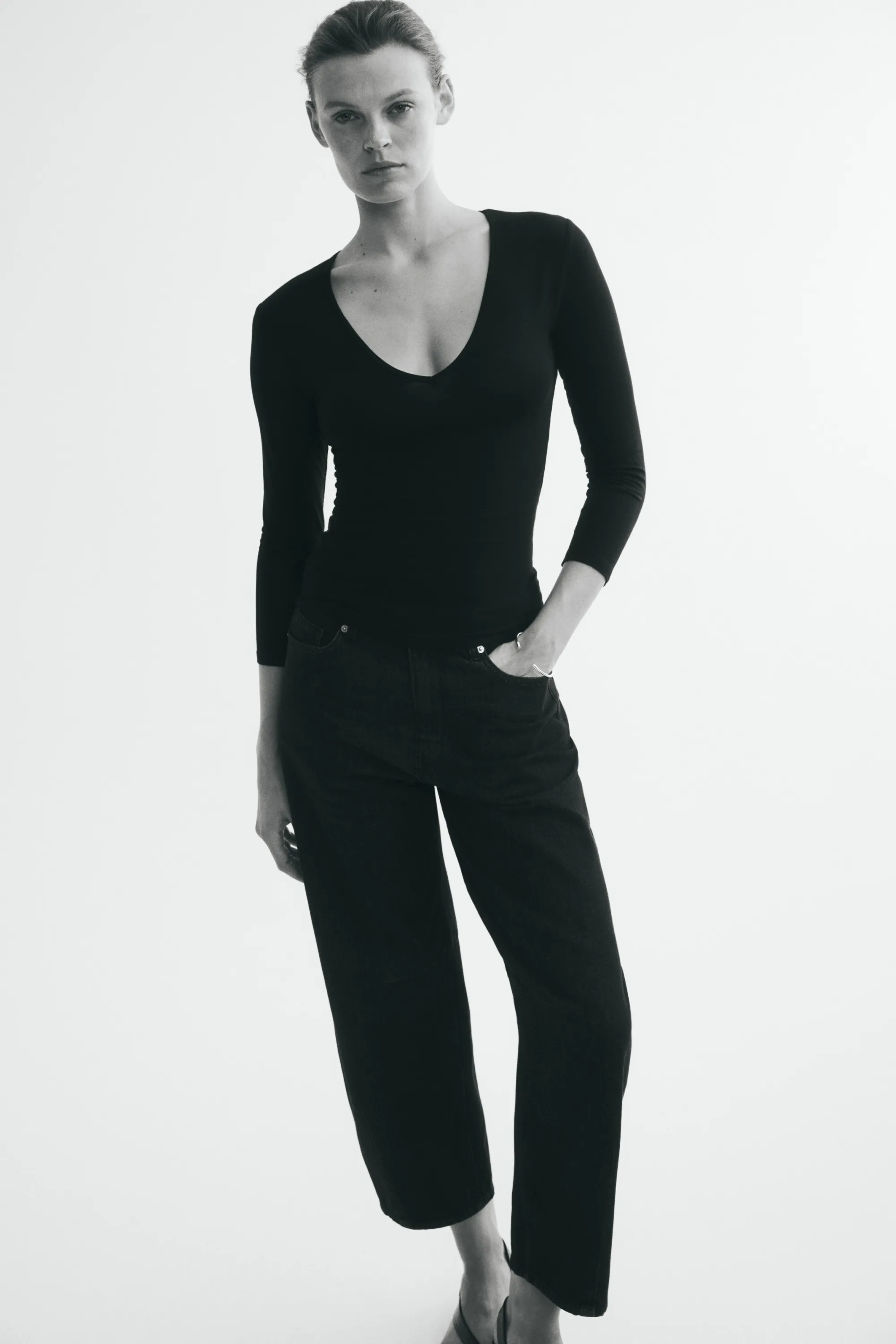 Top à encolure en V en viscose - Noir