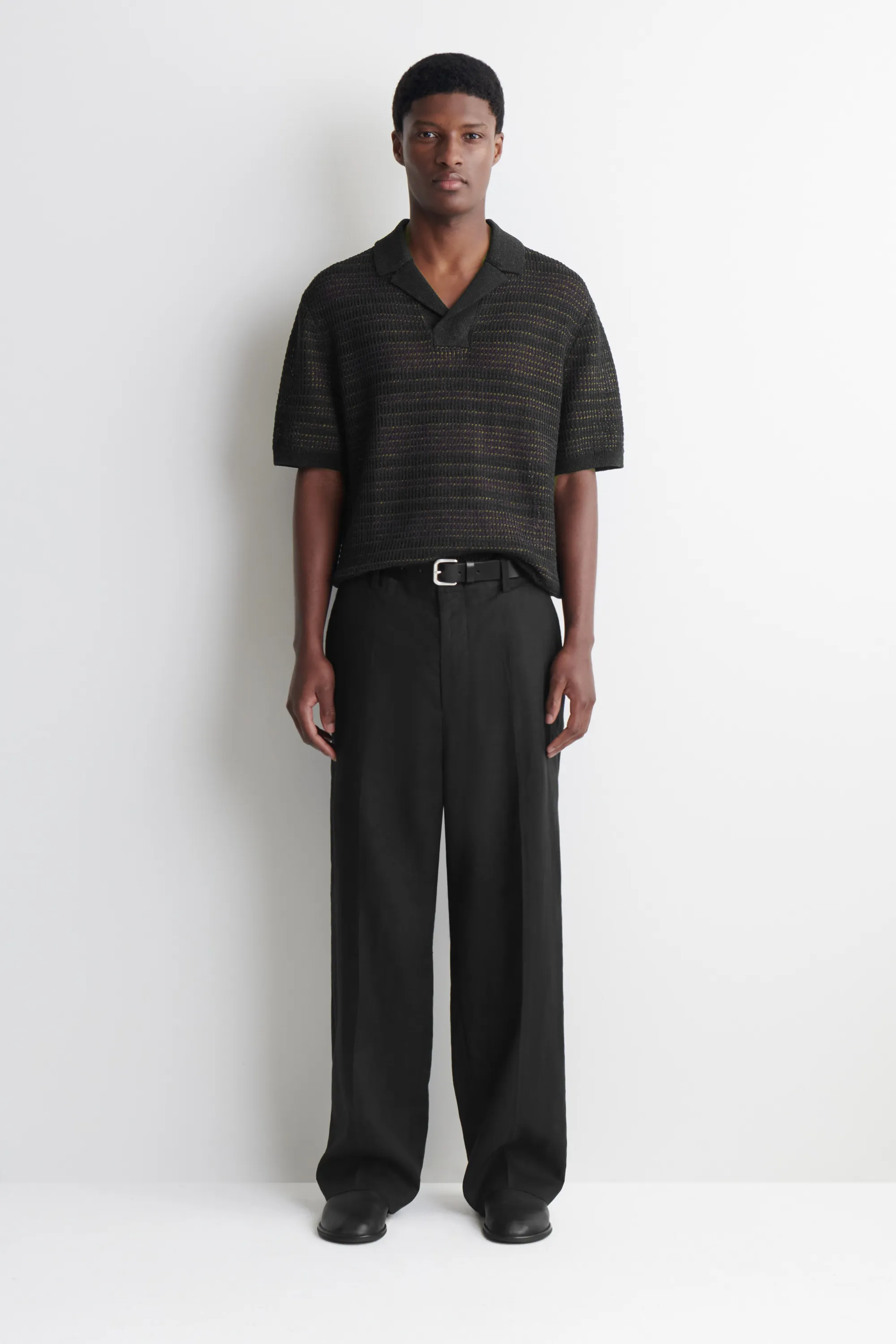 POLO RAYÉ EN MAILLE AJOURÉE - NOIR / ROUILLE / RAYURES