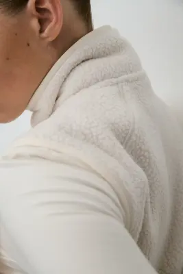 Veste sans manches Regular Fit en tissu Teddy bear - Ivoire — photo 3