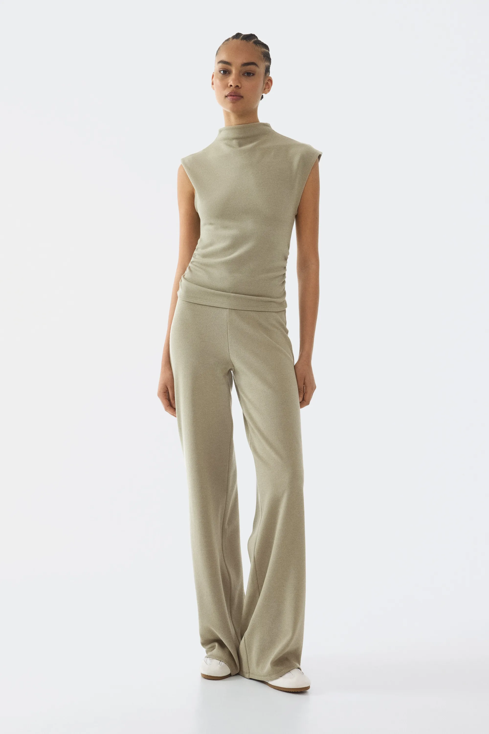 Top en jersey avec col cheminée - Beige