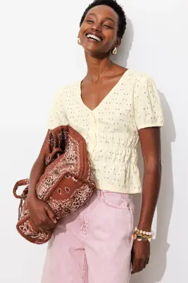 T-shirt smocké ajouré Femme — photo 2