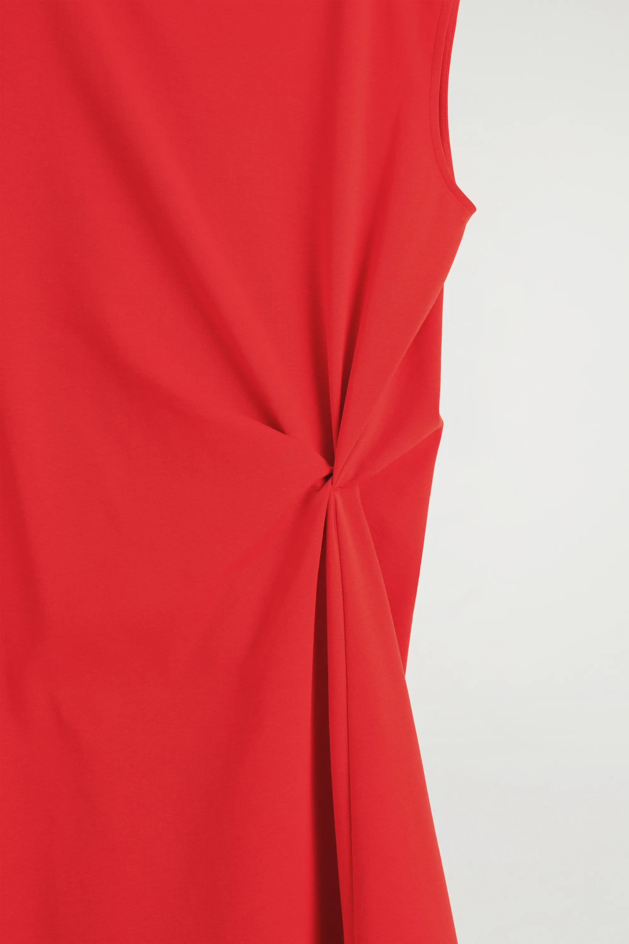 ROBE COURTE À DÉTAIL TORSADÉ - ROUGE