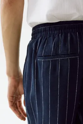 Pantalon Relaxed Fit en lin mélangé - Bleu marine/rayé — photo 4