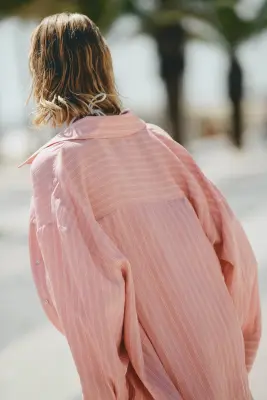 Chemise en lyocell mélangé - Rose ancien/rayé — photo 2