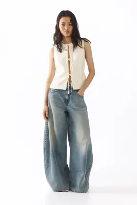 Gilet sans manches avec détails à nouer - Crème — photo 1
