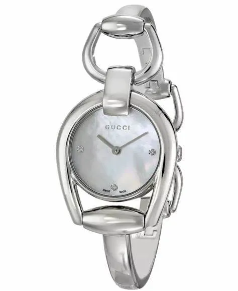 Montre a quartz ya139506