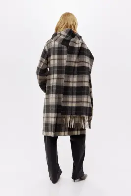 Manteau en laine mélangée avec écharpe - Beige clair/carreaux — photo 4