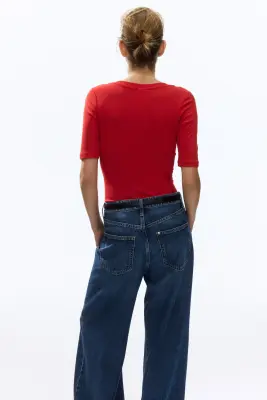 T-shirt en coton pima avec encolure dégagée - Rouge — photo 2
