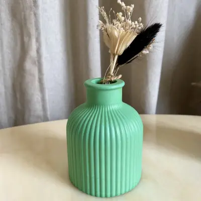 Petit vase strié — photo 3