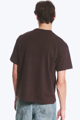 T-SHIRT COUPE AMPLE - Marron foncé — photo 2