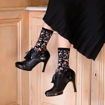 Chaussettes aubussonaises noir — photo 4