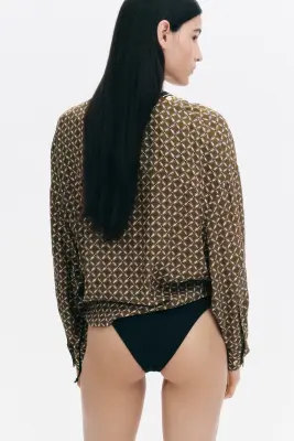 Blouse croisée en viscose - Vert kaki/motif — photo 3