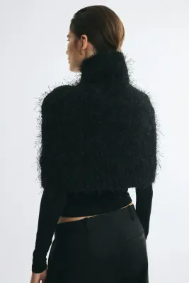 Cape en maille duveteuse - Noir — photo 3