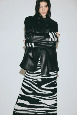 Pull en maille jacquard - Noir/motif zébré — photo 3
