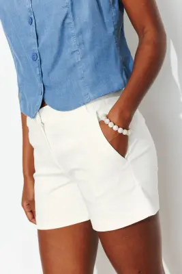 Short chic uni Femme — photo 5