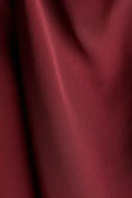 Blouse en satin à effet drapé - Rouge foncé — photo 3