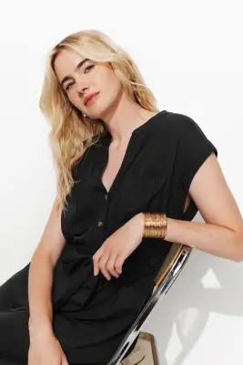 Robe midi unie ceinturée — photo 5